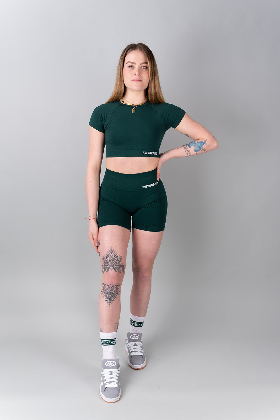 Elevate crop top maniche corte