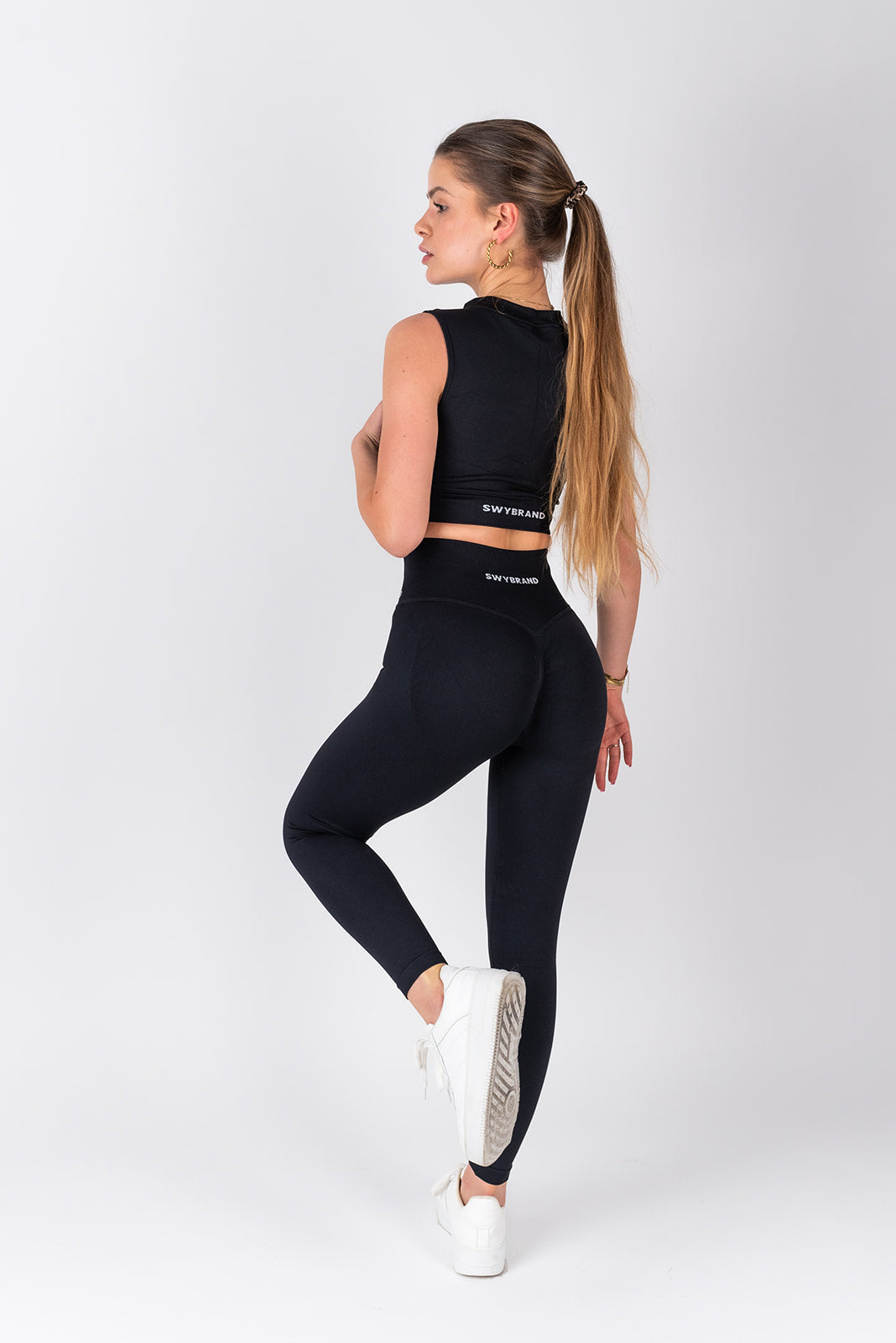 Push Statement Leggings